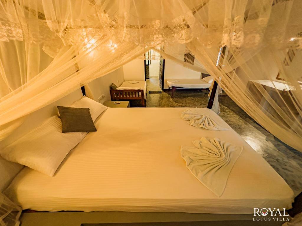 Royal Lotus Villa - Full Villa Rate Unawatuna Exterior foto